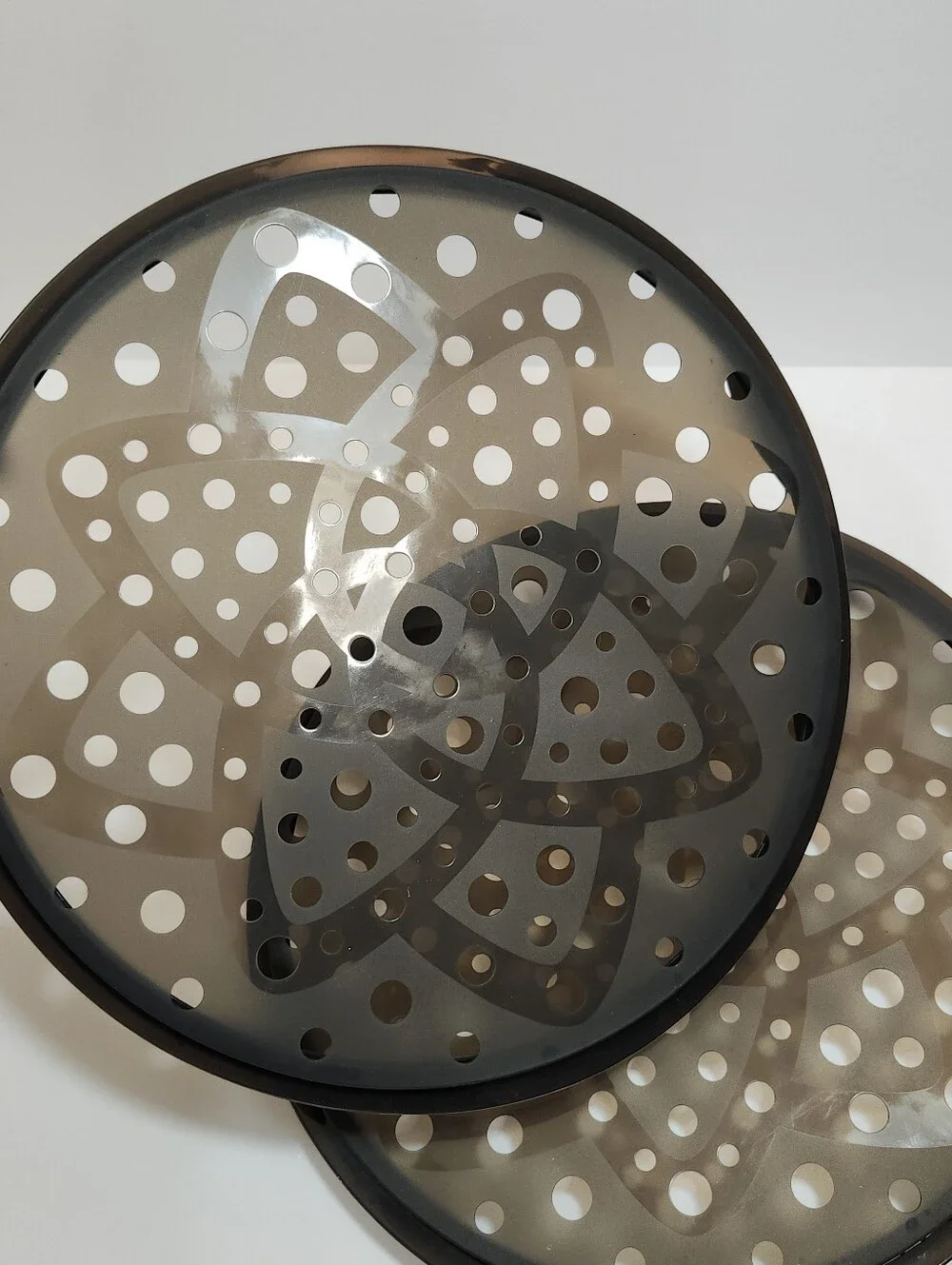 Pampered Chef Microwave Chip Maker 1241 Set of 2 Gray Silicone RETIRED w/box GUC